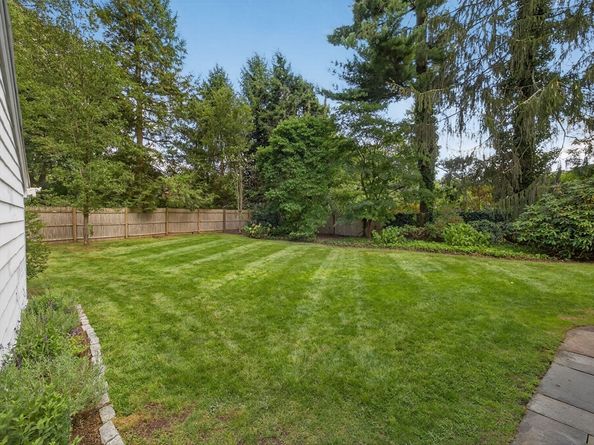 19 Marvin Road, Wellesley MA 02482