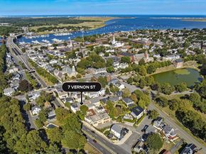 7 Vernon Street, Newburyport MA 01950