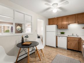 215 Massachusetts Avenue 19 (34), Arlington MA 02474