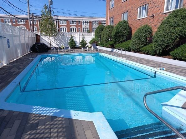 215 Massachusetts Avenue 19 (34), Arlington MA 02474