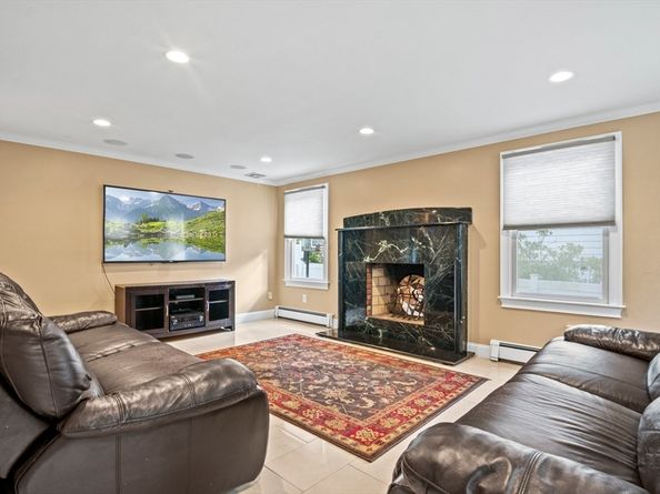 64 Browning Rd, Arlington MA 02476