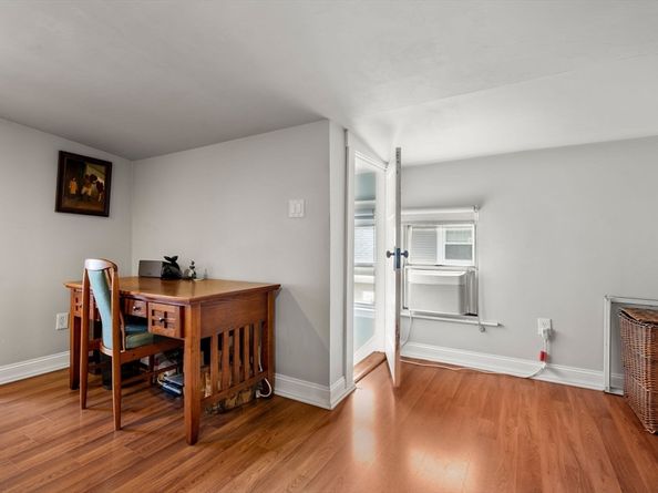 47 Connell St, Quincy MA 02169