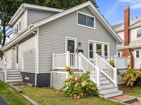 47 Connell St, Quincy MA 02169