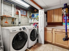 47 Connell St, Quincy MA 02169