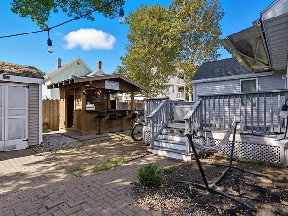 64 Bacheller St, Lynn MA 01904