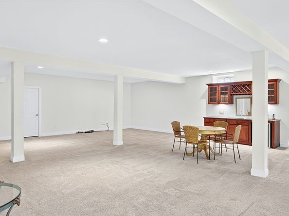 39 Woodsong, Plymouth MA 02360