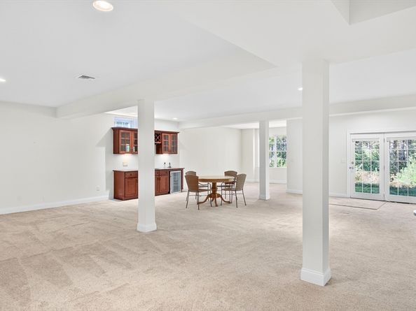 39 Woodsong, Plymouth MA 02360