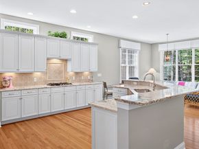 39 Woodsong, Plymouth MA 02360