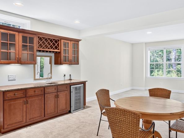 39 Woodsong, Plymouth MA 02360
