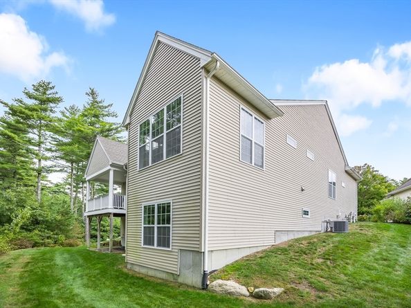39 Woodsong, Plymouth MA 02360