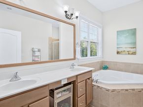39 Woodsong, Plymouth MA 02360