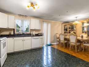 72 W Elm Ter, Brockton MA 02301