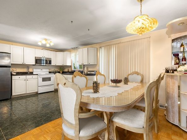 72 W Elm Ter, Brockton MA 02301