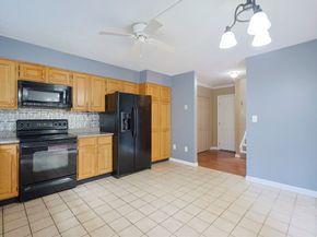 14 Country Club Ln C, Milford MA 01757