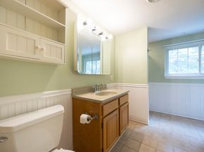 14 Country Club Ln C, Milford MA 01757