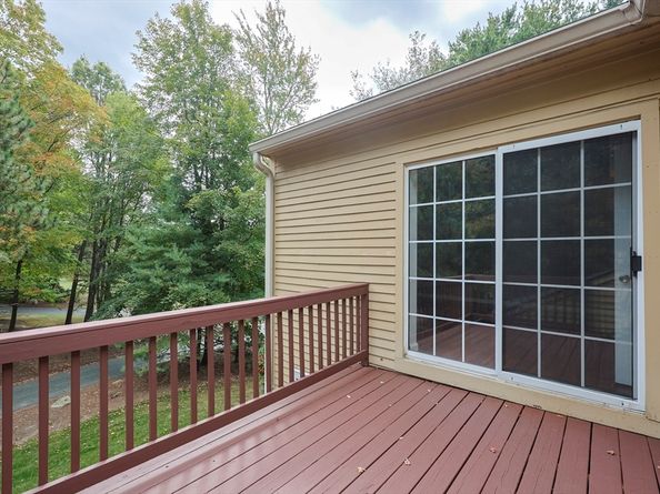 14 Country Club Ln C, Milford MA 01757