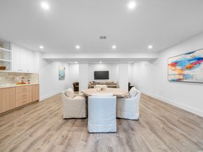 92 Hill St, Lexington MA 02421