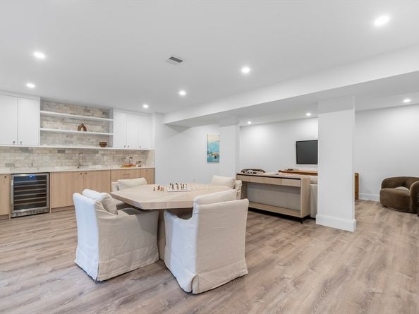 92 Hill St, Lexington MA 02421