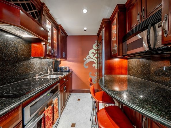 100 Fulton Street 2N, Boston MA 02109