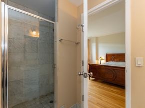 79 Florence St 402S, Newton MA 02467