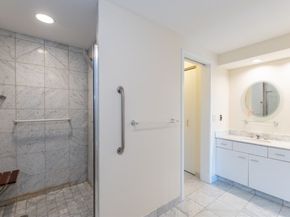 79 Florence St 402S, Newton MA 02467