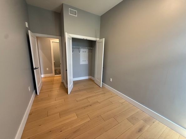60 Cross St E 207, Somerville MA 02145