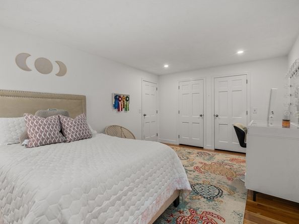 1 Pleasantview Terrace, Framingham MA 01701