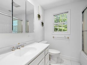 1 Pleasantview Terrace, Framingham MA 01701