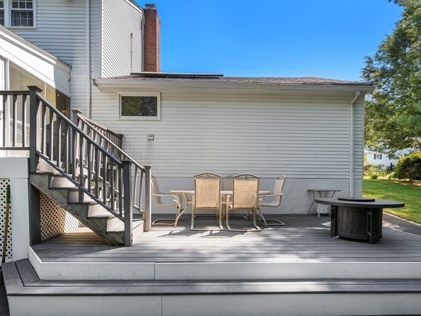 1 Pleasantview Terrace, Framingham MA 01701