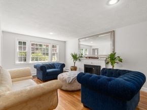 1 Pleasantview Terrace, Framingham MA 01701