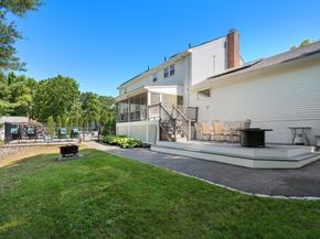 1 Pleasantview Terrace, Framingham MA 01701