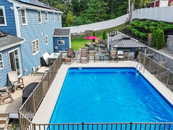 515 Upham Street, Melrose MA 02176