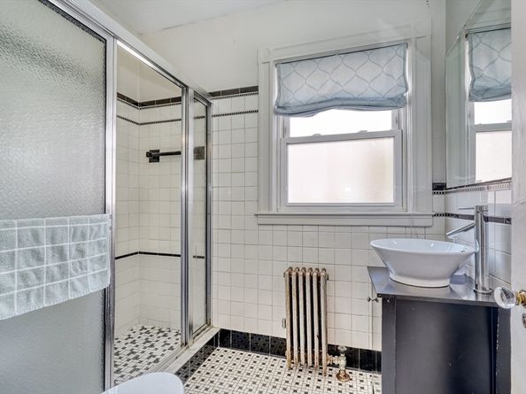 41 Tudor St, Lynn MA 01902