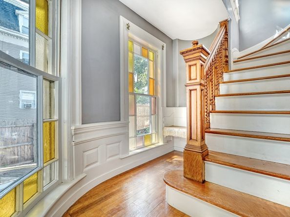41 Tudor St, Lynn MA 01902