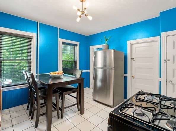 19 Elmhurst St, Boston MA 02124