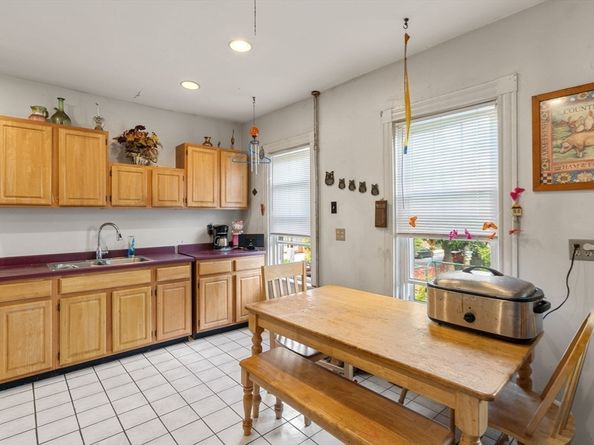19 Elmhurst St, Boston MA 02124