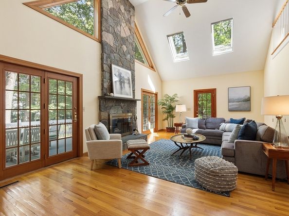 10 Wingate Ln, Acton MA 01720
