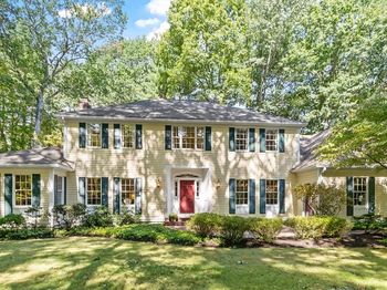 10 Wingate Ln