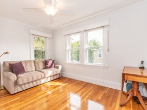 56-58 Cloverdale Rd 56, Newton MA 02461