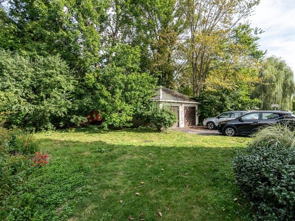 56-58 Cloverdale Rd 56, Newton MA 02461