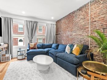 62 N Margin Street
