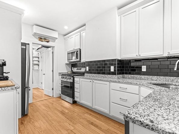 62 N Margin Street 1, Boston MA 02113