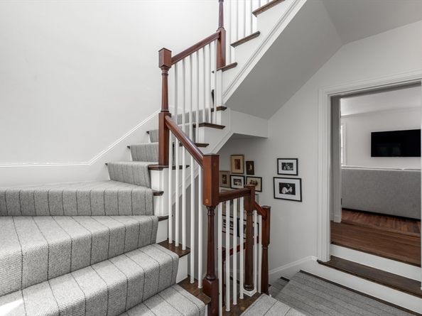 32 Lime St, Boston MA 02108