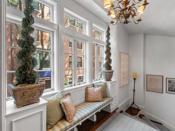 32 Lime St, Boston MA 02108