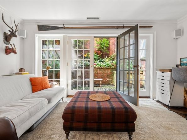 32 Lime St, Boston MA 02108