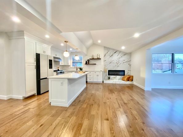 105 South Quinsigamond Avenue, Shrewsbury MA 01545