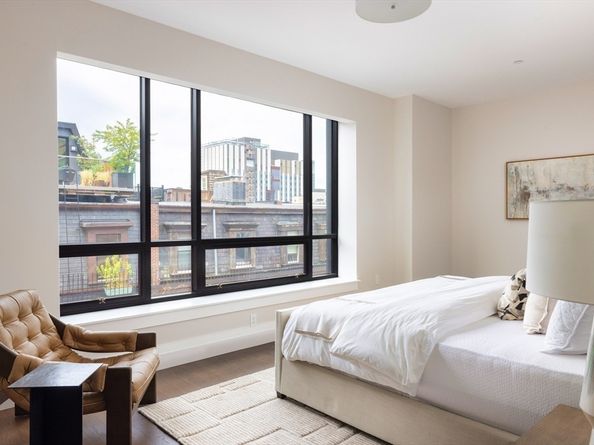 45 Temple St 502, Boston MA 02114