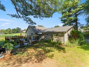 467 Durfee St, Southbridge MA 01550