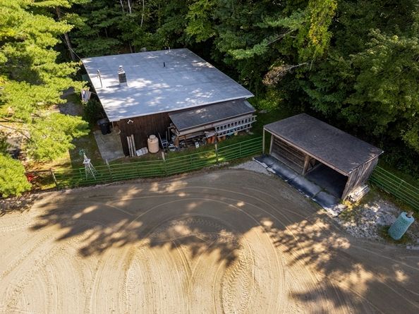 467 Durfee St, Southbridge MA 01550