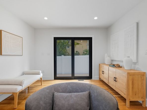 278 Hillside Avenue, Arlington MA 02476